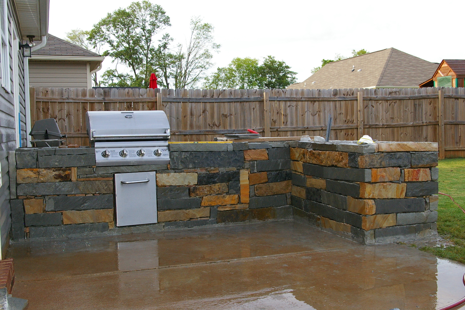 Outdoor Kitchens